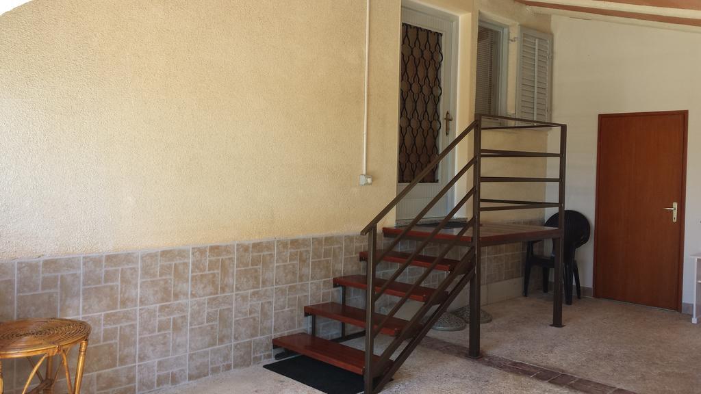 Fiori Apartment Умаг Екстериор снимка